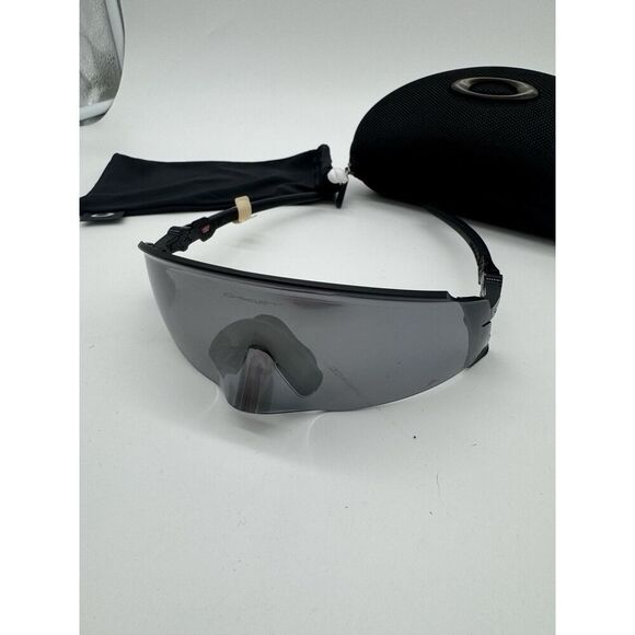 Oakley Kato Polished Black/Prizm Black Men's Sunglasses OO9455-0149 - Picture 2 of 11